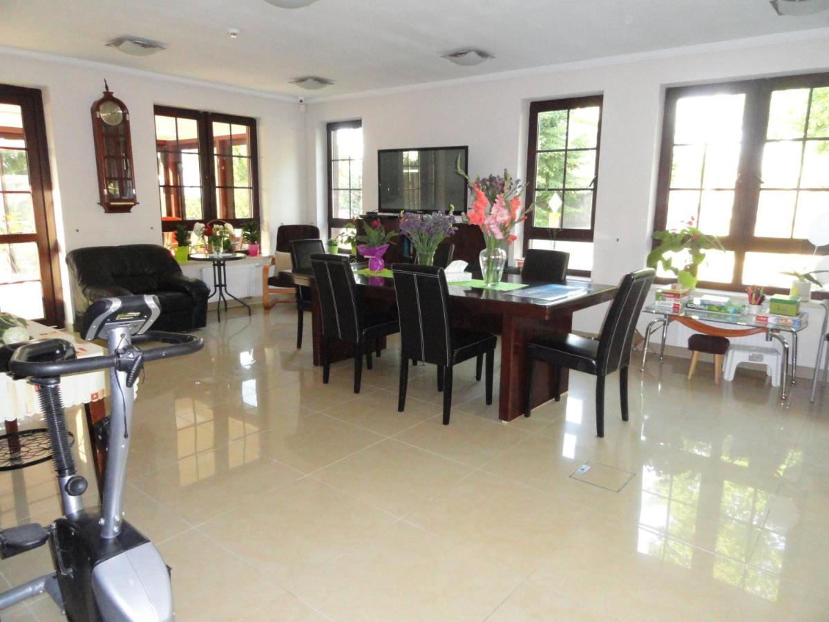 פוק Hotelik Nad Zatoka מראה חיצוני תמונה